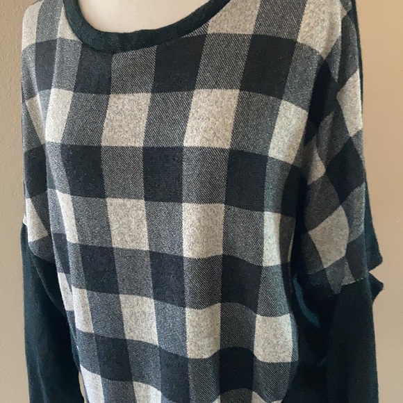 Plaid long sleeve sweater - Picture 5 of 7